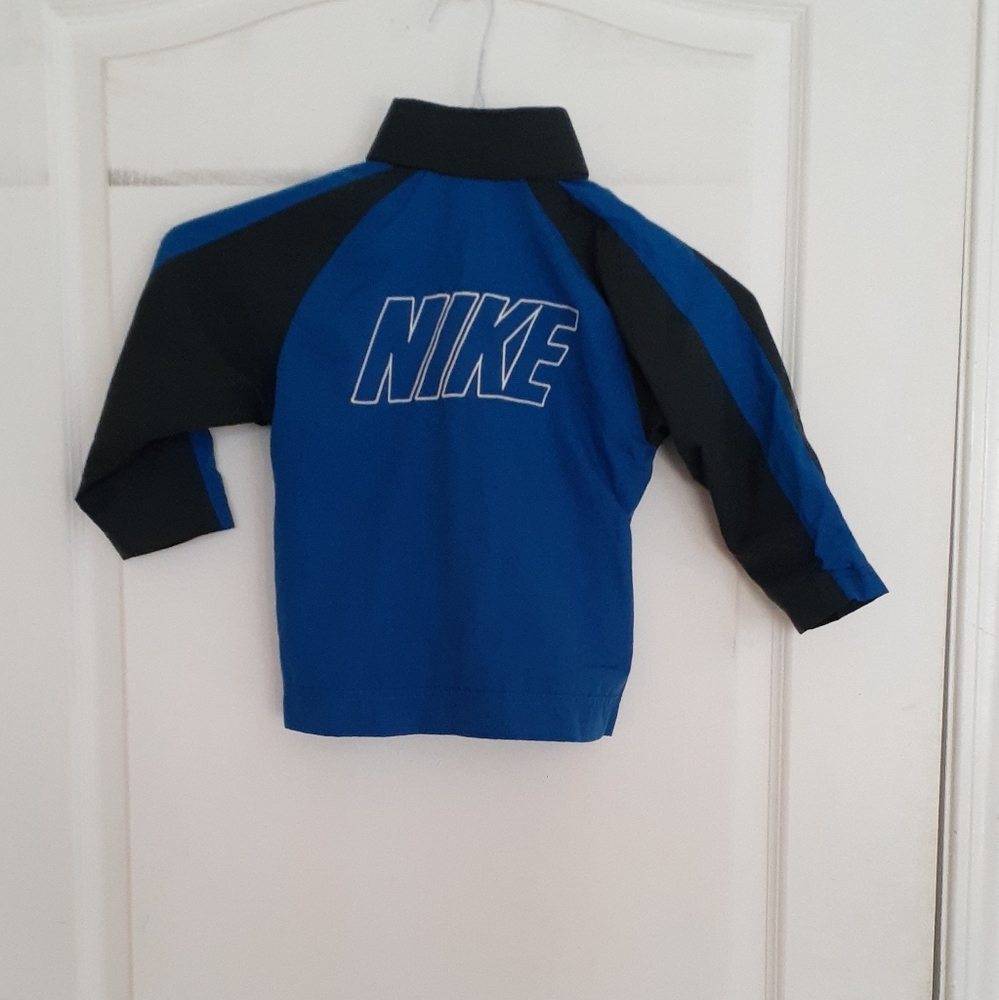 Nike Spring Jacket - Picture 6 of 6